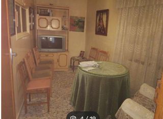 Casa de pueblo,dos plantas