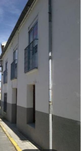 Casa de pueblo,dos plantas