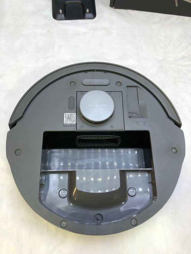 Robot aspirapolvere e lavasciuga pavimenti dreame L10s Pro 2in1