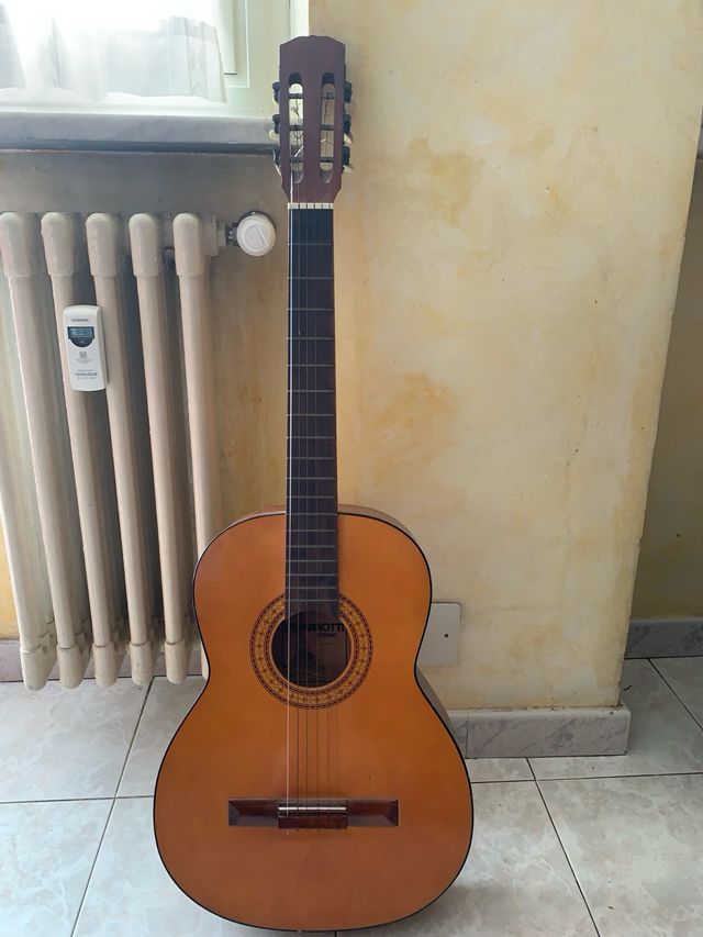 Chitarra ferrarotti