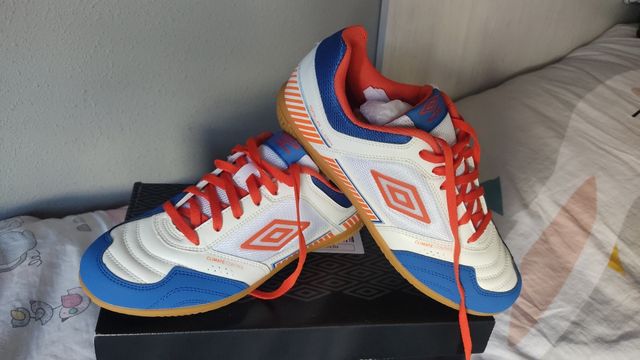 Zapatillas futbol sala -NUEVAS-
