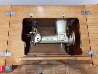 Maquina de Coser Singer