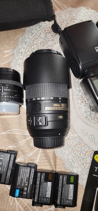 Vendo Nikon D7200 con todo en la foto