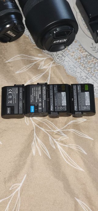 Vendo Nikon D7200 con todo en la foto