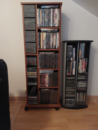 MUEBLE PARA CINTAS DE PELICULA.