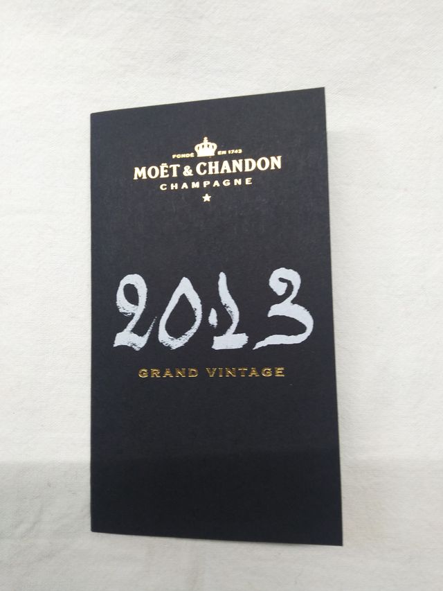 scatola vintage moet & chandon perfetta