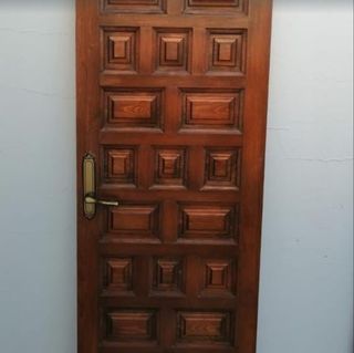 Puerta de madera