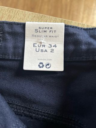 Pantalon MANGO talla 34