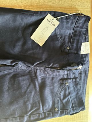 Pantalon MANGO talla 34