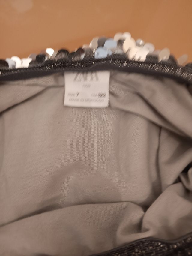 Lote de 4 faldas. Talla 9/10