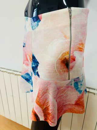 Falda Zara talla M 