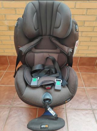 Silla Besafe Izi Plus, a contramarcha.