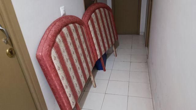CABECEROS DE CAMA DE 90 y 2 colchas a juego