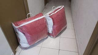 CABECEROS DE CAMA DE 90 y 2 colchas a juego