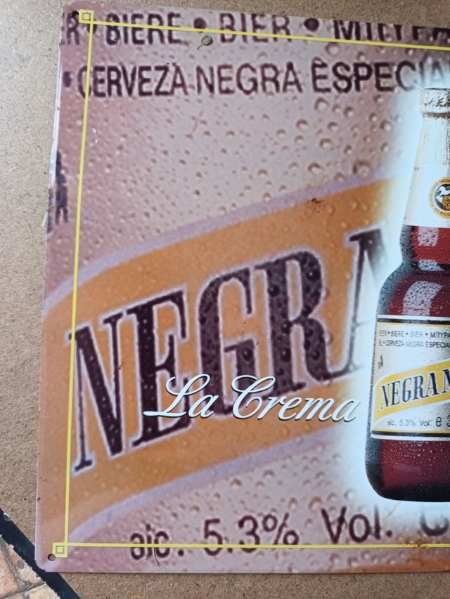 Chapa cerveza Negra modelo