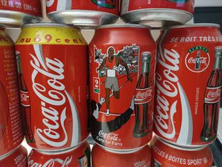 17 lattine coca cola