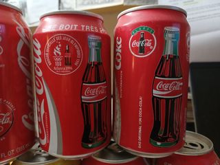 17 lattine coca cola