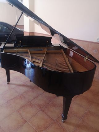 Espectacular sonido. Piano cola KAWAI KG3  186cm