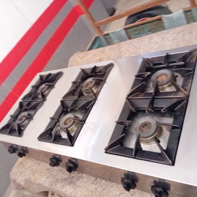 Cocina ind de seis fuegos REBAJADA