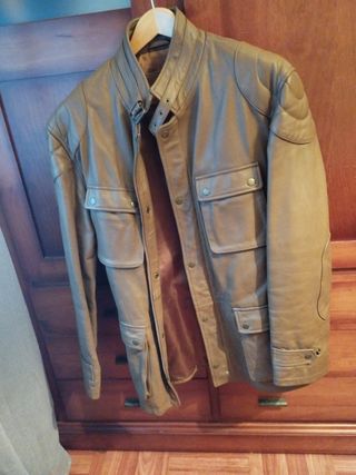 Cazadora de cuero