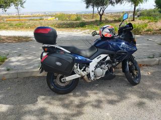 Suzuki DL v strom 1000