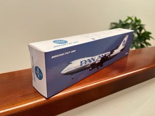 Precioso avión BOEING 747 PAN AM 1:250