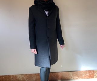 Abrigo negro de Mango