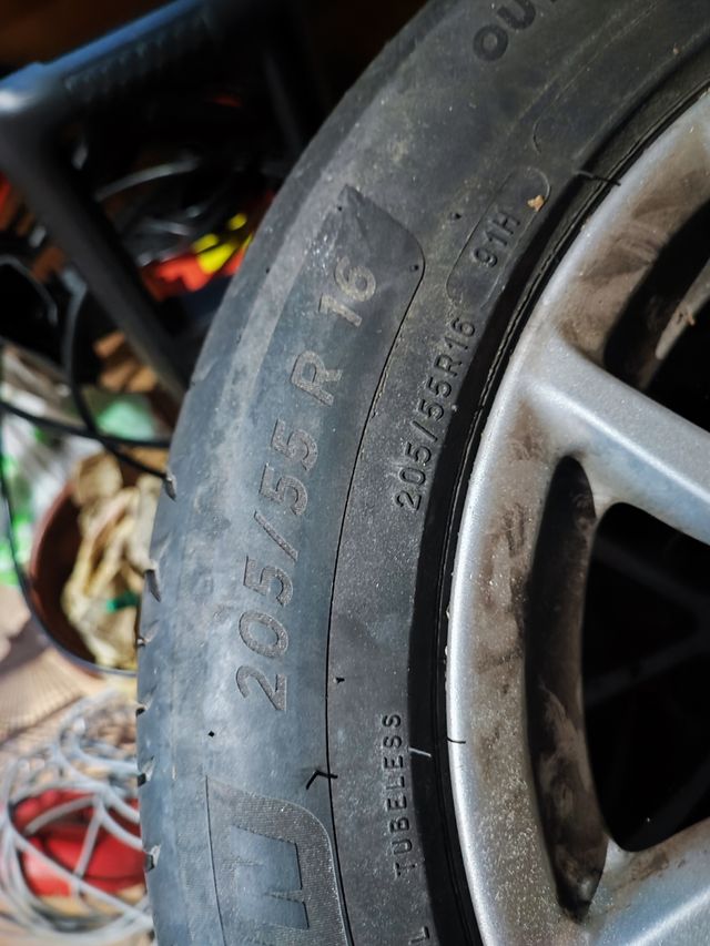 4 ruote con cerchi BMW