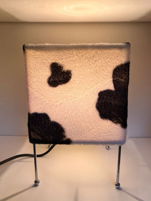 Lámpara de mesa animal print