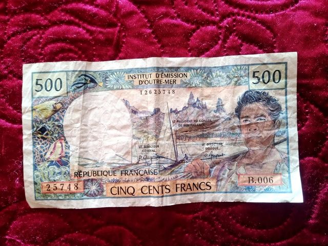 Banconota da 500 franchi Nuova Caledonia