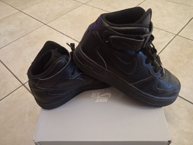 Scarpe Nike taglia 36,5