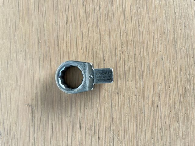 Herramienta acoplable