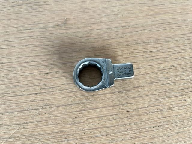 Herramienta acoplable