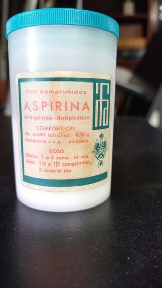 BOTE FARMACIA MILITAR ANTIGUO