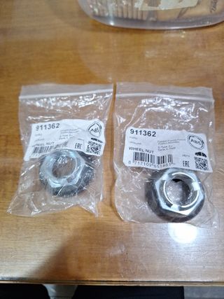 RecambiosFord Focus mk1 2ud  tuerca transmision ej