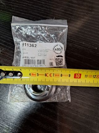 RecambiosFord Focus mk1 2ud  tuerca transmision ej