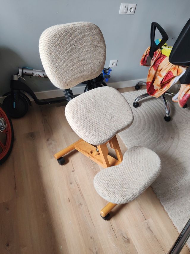 Silla ergonómica madera con reposa espalda
