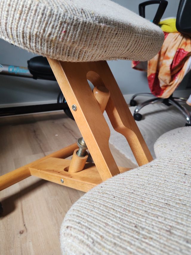Silla ergonómica madera con reposa espalda
