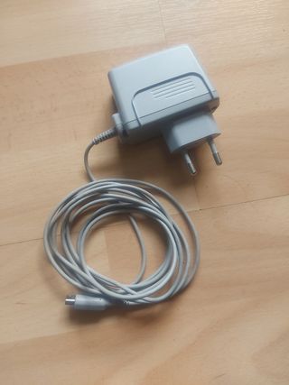 Cargador original nintendo 3ds