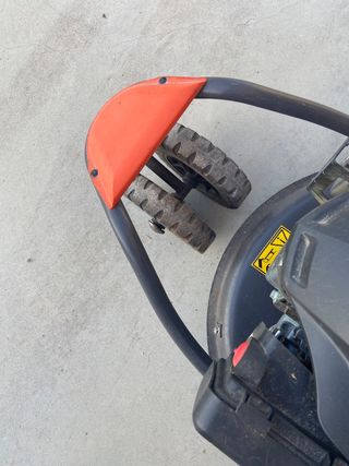 Husqvarna carro desbrozadora con ruedas