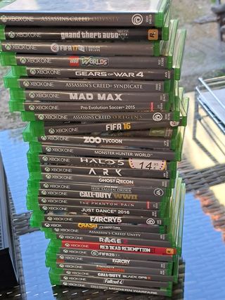 Xbox One con 30 juegos y mando