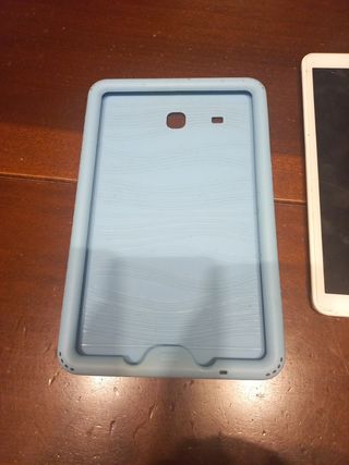 Samsung Galaxy tab E+cover