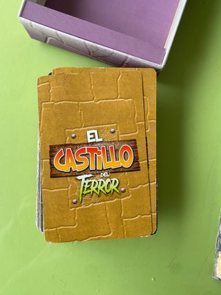 Juego de cartas. El castillo del terror