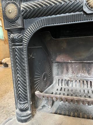 Chimenea hierro fundido casa Hergom