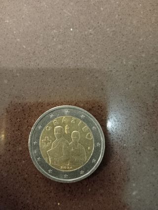 Moneta da 2 euro medici.