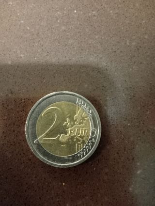 Moneta da 2 euro medici.