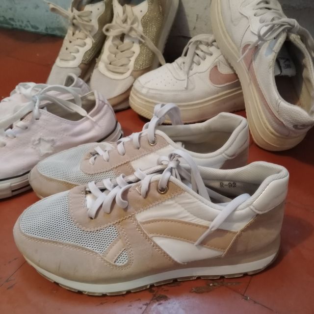 4 Zapatillas de chicas