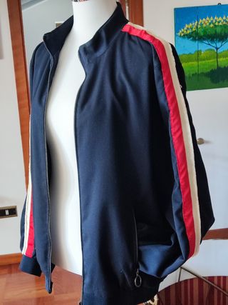 Giubbino uomo blu. Marca Zara.L