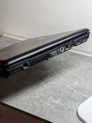 Computer Portatile HP Compaq 6735S