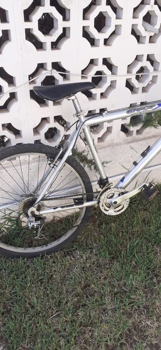 Bicicleta BH Topline Over X